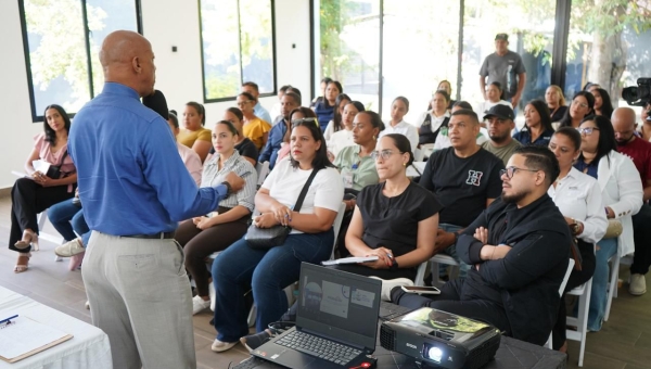 CAPACITACION CON VIRGILIO EN MOCA Thumbnail